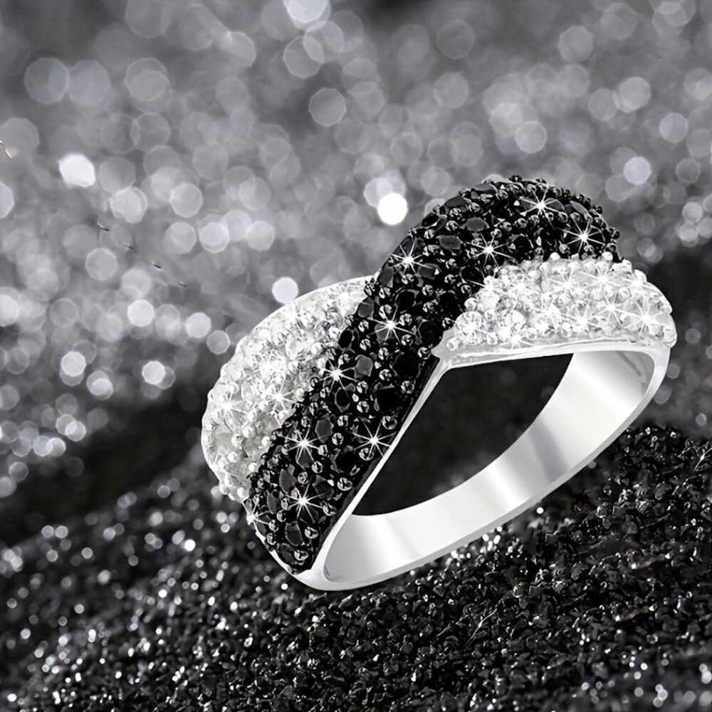 Striking Black and Silver Crossover Ring - Picture 2 of 9